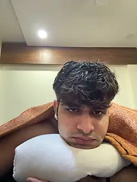 Vihaaanfucks's cam snapshot