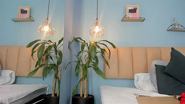 alanna_mg_'s cam snapshot