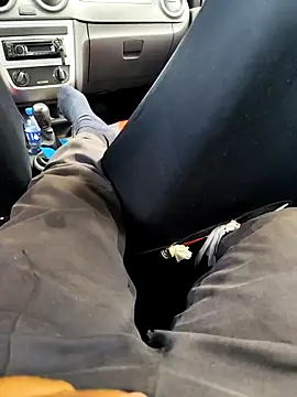 Pausudo_1 live sex cam