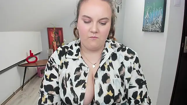 ElviraJoness's cam snapshot