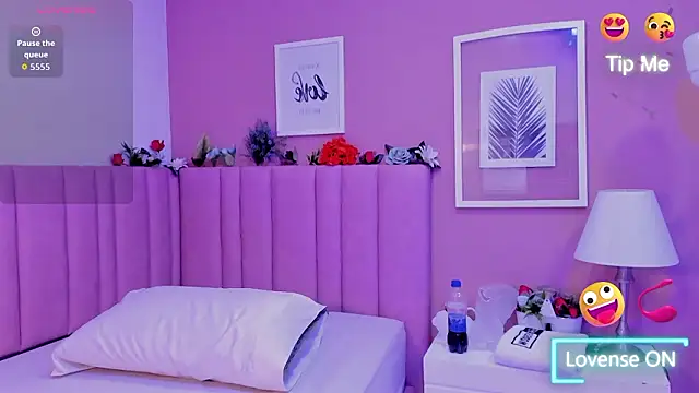 litlle_sweetynicol's cam snapshot