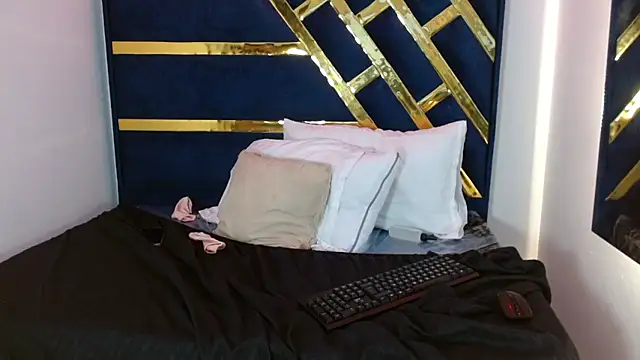 BabyValen69's cam snapshot