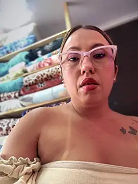 VIOLETA-25_ live sex cam