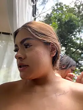 ArieliciousXXX live sex cam