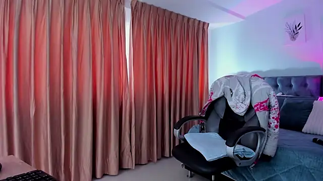 Scarlett__Cooper__ live sex cam