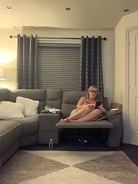 Mrsmoggy's cam snapshot