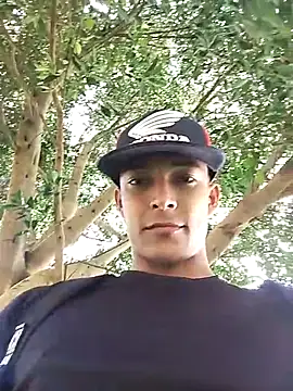 Demiansteven2 live sex cam