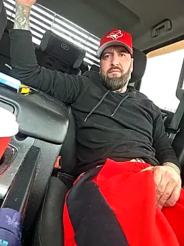 Beardedtattood live sex cam