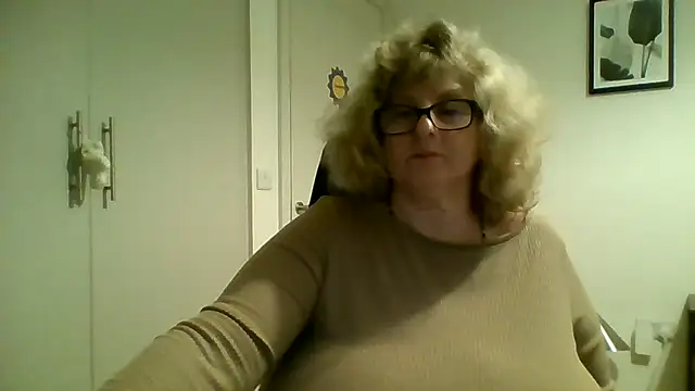 NoraJohnson6's cam snapshot