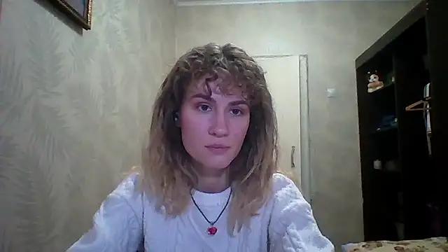 DeanneGilcher's cam snapshot