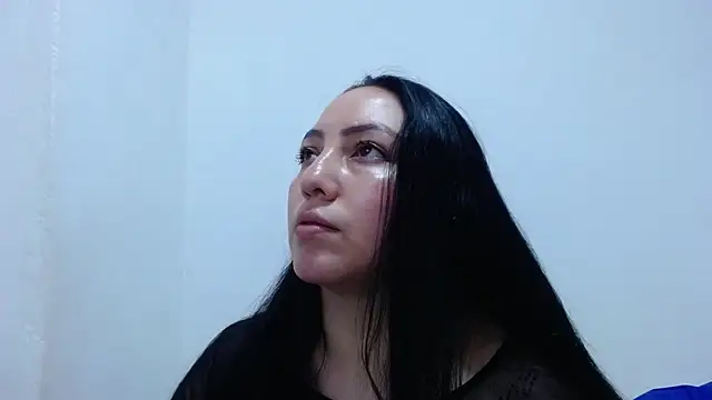 carolina_zabala_19's cam snapshot