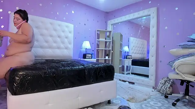 rousse_millers's cam snapshot