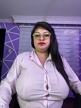 MiiaaJoness live sex cam