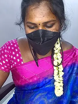 Tamil_flowergril's cam snapshot