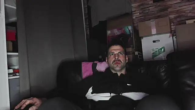 XxBigboybandxX live sex cam