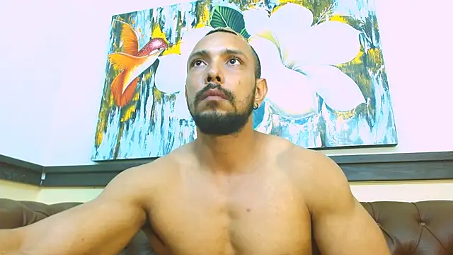 Thiago_Summers live sex cam
