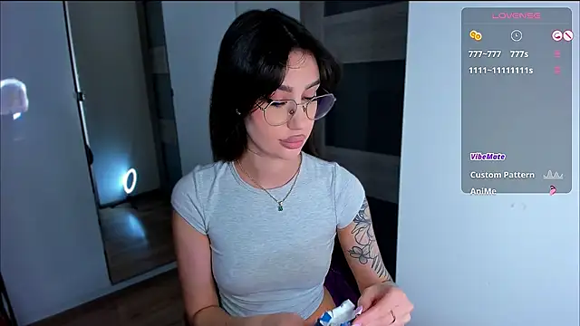 HannaHey live sex cam