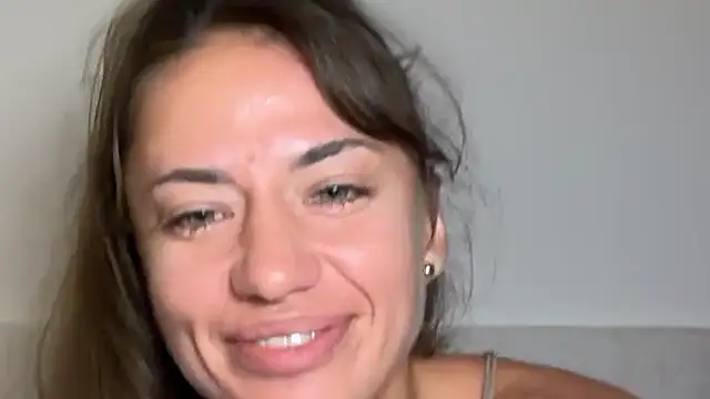 Roriann live sex cam