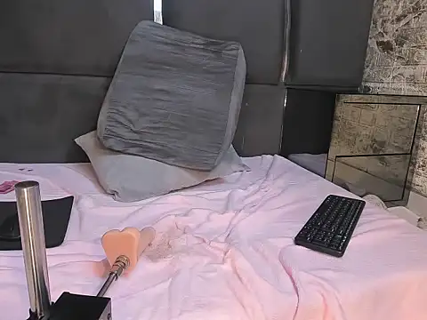 Iris_Laus's cam snapshot