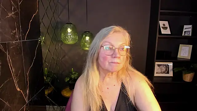 NataliMellow's cam snapshot