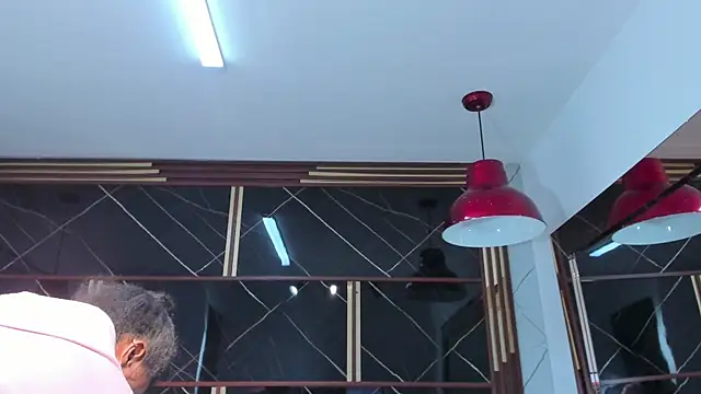 HannyThompson live sex cam