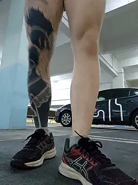 Valerious180 live sex cam