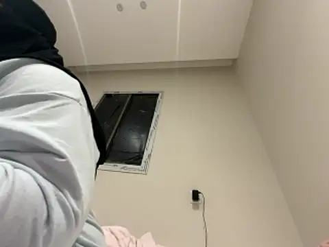 Submissive_Arab live sex cam