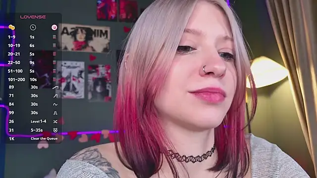 arielabradberry's cam snapshot