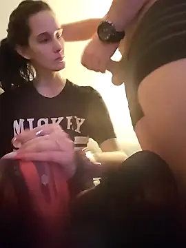 Laura_Ati live sex cam