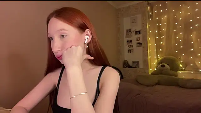 stella_foxi's cam snapshot