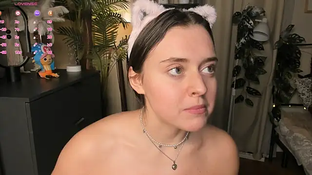 ThelmaJusto live sex cam