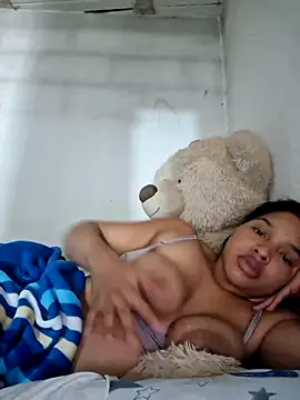 AnnaMil3J live sex cam