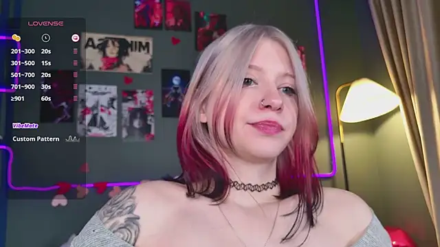 arielabradberry's cam snapshot