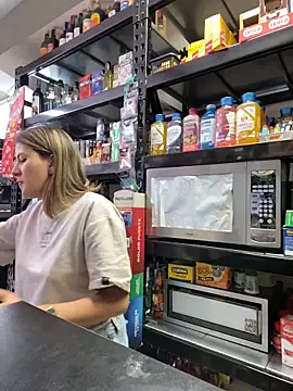 Andrea_19blonde's cam snapshot