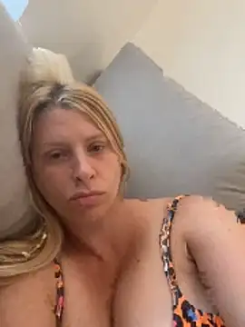 MichoneXxXok's cam snapshot