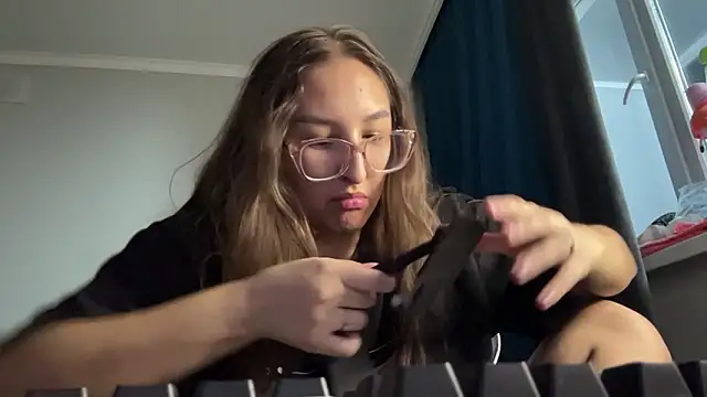 YettaUrive's cam snapshot