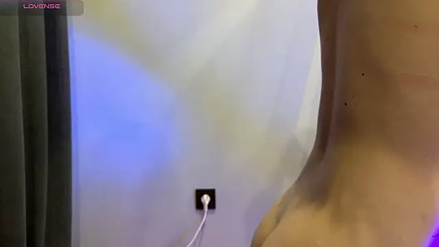 Veneloppalife's cam snapshot