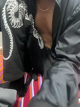 John_desihunk's cam snapshot