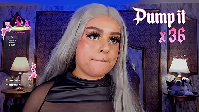 SoffiQueen's cam snapshot