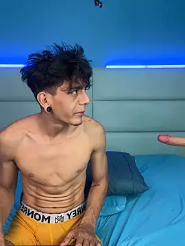 abrilandjulian live sex cam