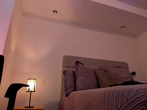 chris_morgan7's cam snapshot