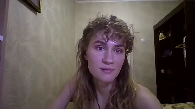 DeanneGilcher's cam snapshot