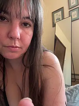 h_oney4411's cam snapshot