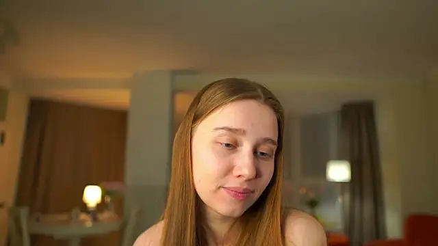 SharaNewbern live sex cam