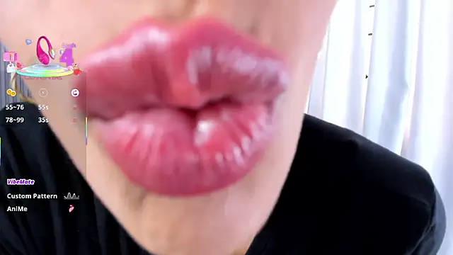 nayelii_d live sex cam