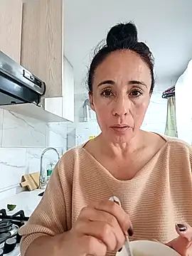 Coeur_de_luxure live sex cam