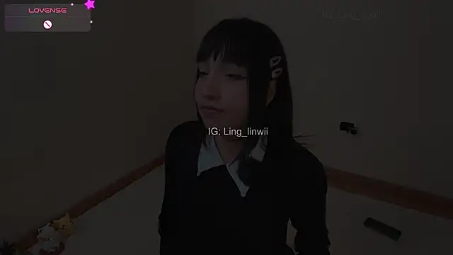 Escarlett_Wii live sex cam