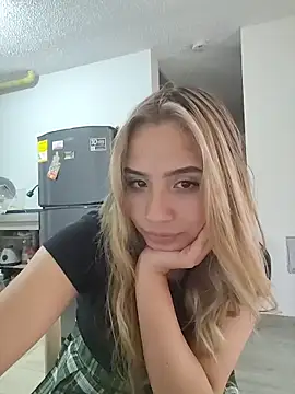 Bebitafiu69 live sex cam