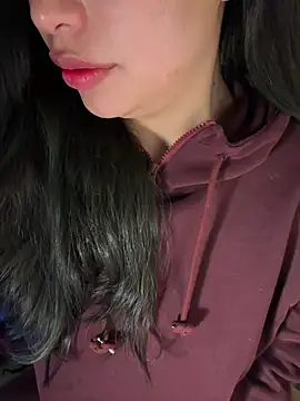 QuynhAnh_2k1's cam snapshot