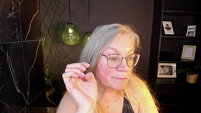 NataliMellow live sex cam